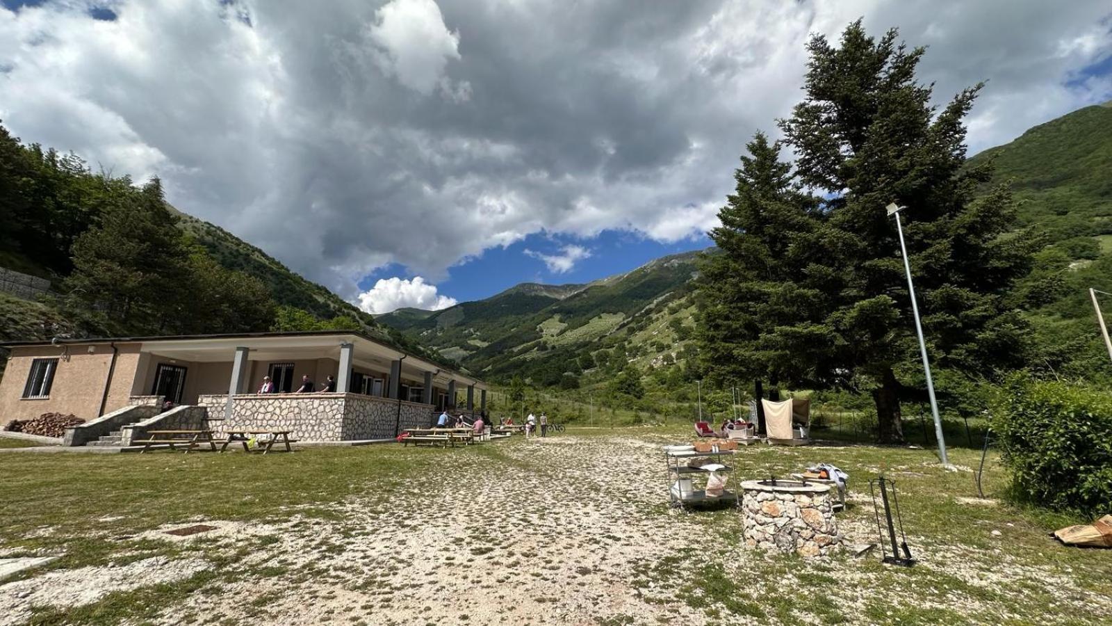 Orsa Maggiore Rifugio Campoli Appennino Exterior photo